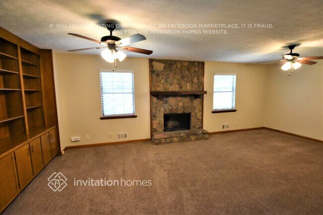 Foto del edificio - 362 Buck Ct