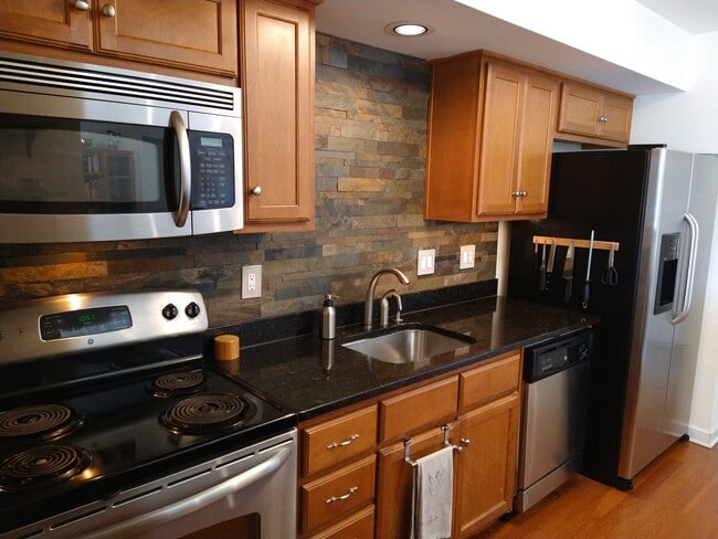 Foto del edificio - 5414 1st Pl NW