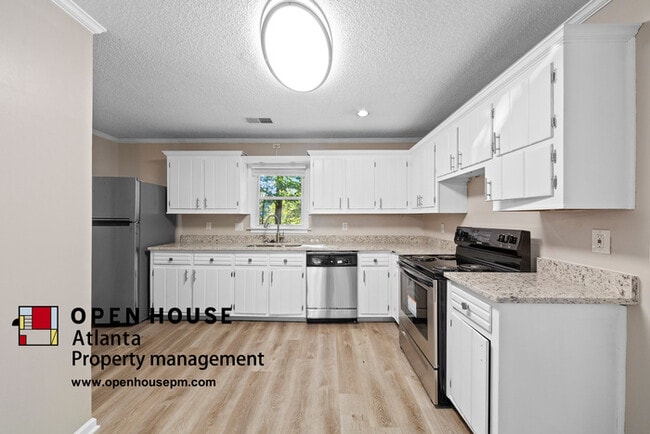 Foto del edificio - 300 Whisper Way Northeast, Dacula