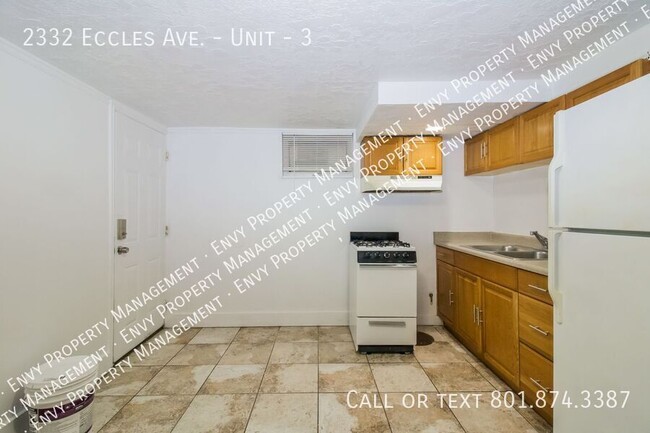 Building Photo - 2332 Eccles Ave