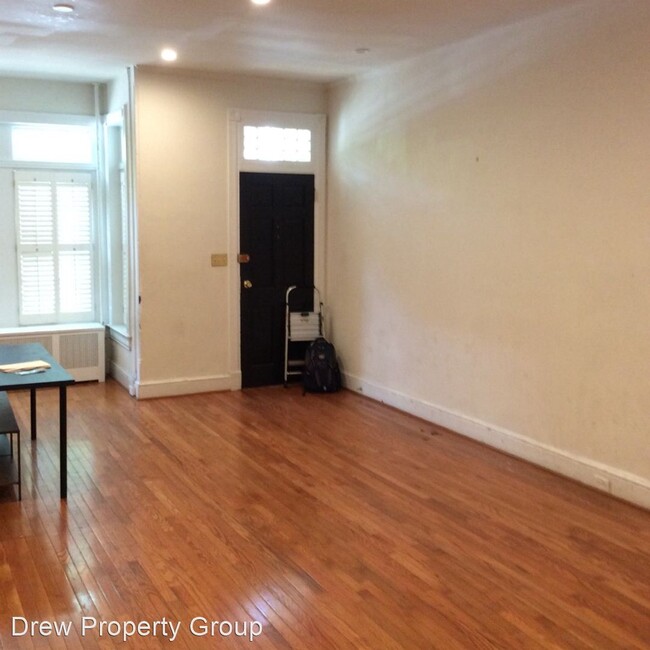 Foto del edificio - 6 br, 2 bath House - 3430 P Street NW.