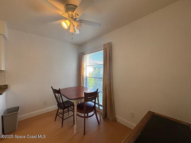 Foto del edificio - 1225 N Wickham Rd
