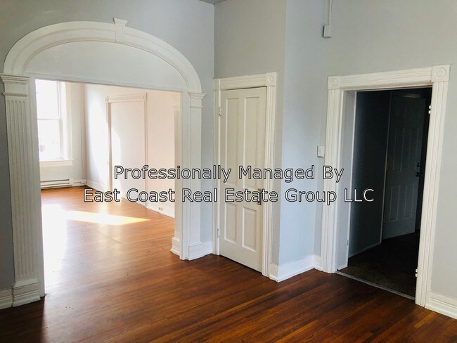 Building Photo - 24 Broadway