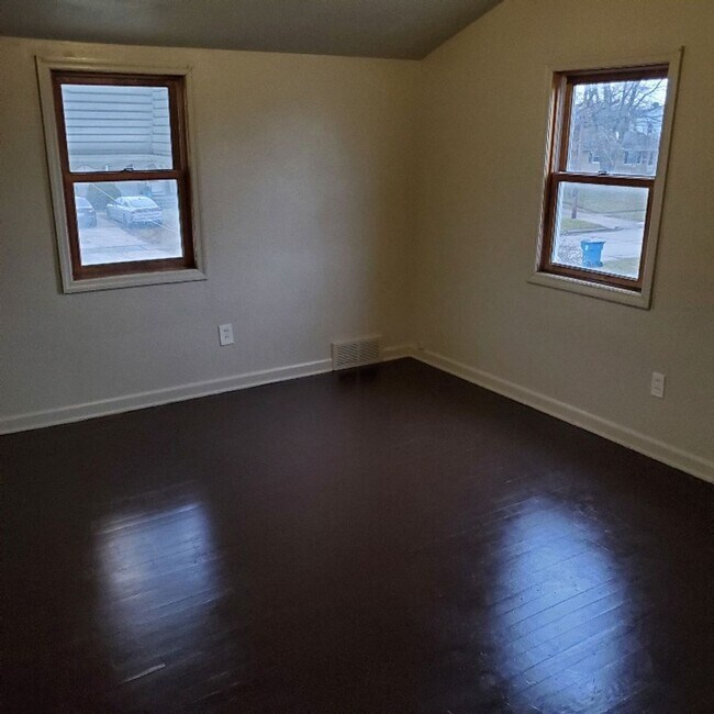 Building Photo - 3BDRM HOUSE FOR RENT