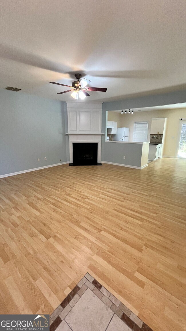 Building Photo - 4645 Valais Ct