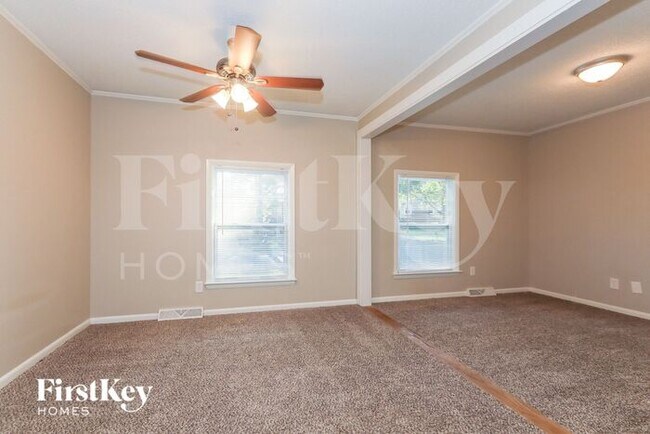 Foto del edificio - 8508 Woodthorn Pl