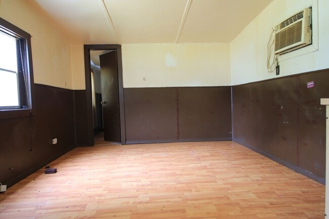 Building Photo - 1 Bed/1 Bath Mobile Home in Batesville