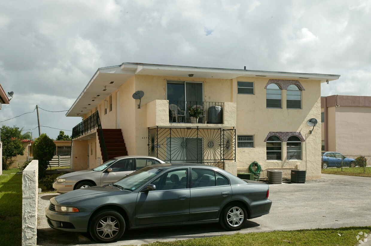 Building Photo - 6373 SW 8th St