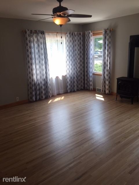 Foto del edificio - 2 br, 1 bath Apartment - 511 S Loomis Ave