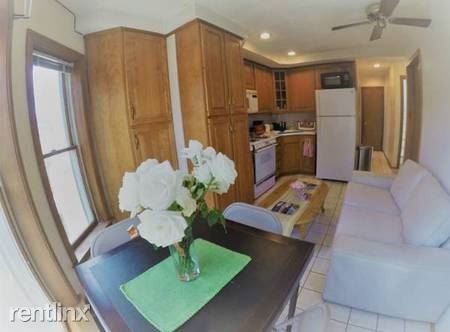 Building Photo - 3 br, 1 bath Apartment - 28 Orleans St # 2128
