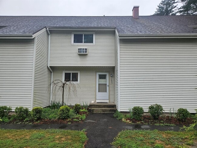 Building Photo - 1401 Farmington Ave