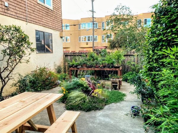 Primary Photo - 3283 25th St