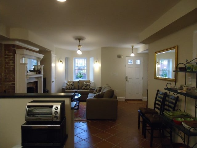 View of living room - 1707 New Jersey Ave NW