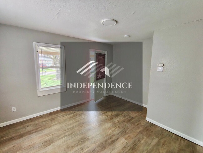 Building Photo - 3217 Finley St