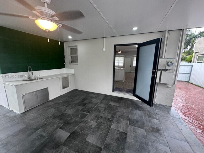 Foto del edificio - 209 SW 5th St