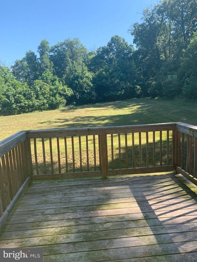 Building Photo - 2324 Sunny Hill Cir