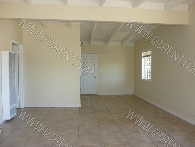 Building Photo - 38852 Rambler Ave