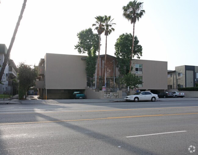 Woodman Apartments Apartments in Van Nuys, CA