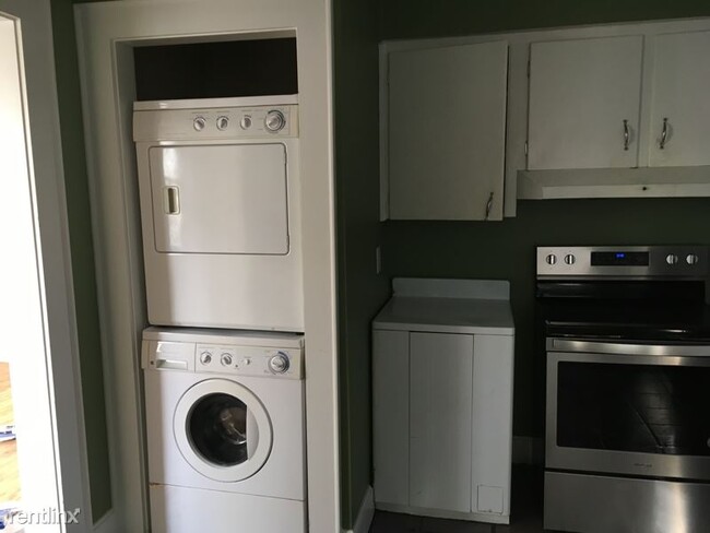 Foto del edificio - 2 br, 1 bath House - 1002 Cypress Dr, Wilm...