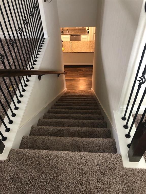 Foto del edificio - 6810 Hartford Cliff Ct