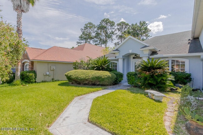 Building Photo - 13839 Devan Lee Dr E