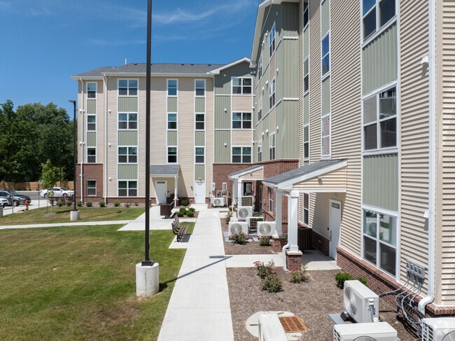 Building Photo - The Pointe at Walker Mill 55+