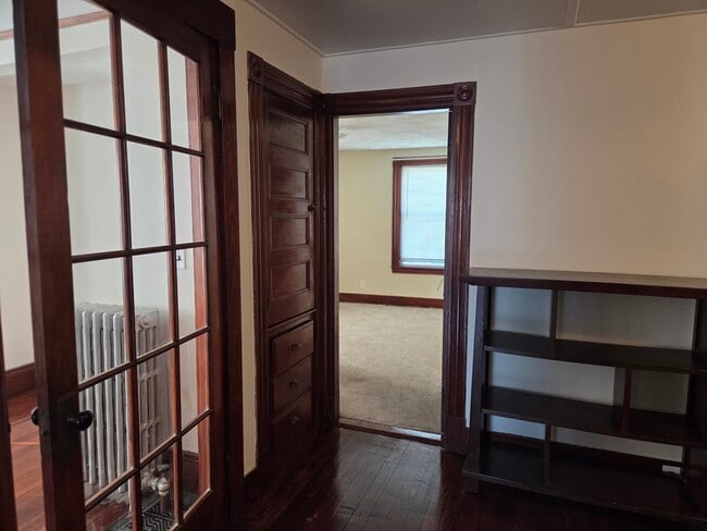 Foto del edificio - 397 Crescent St