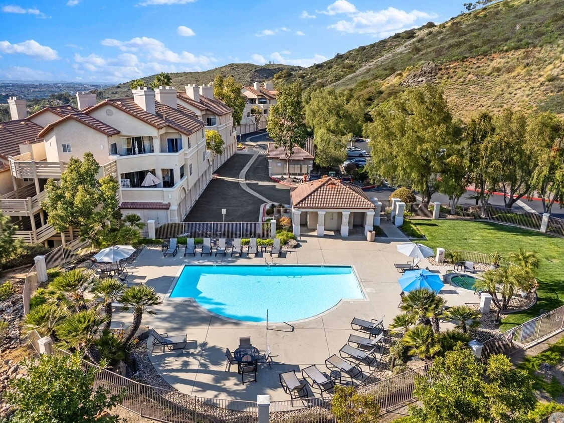 Primary Photo - Affinity Townhome in Scripps Ranch