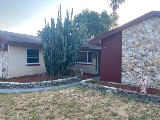 Primary Photo - 6425 Hidden Dale Ave