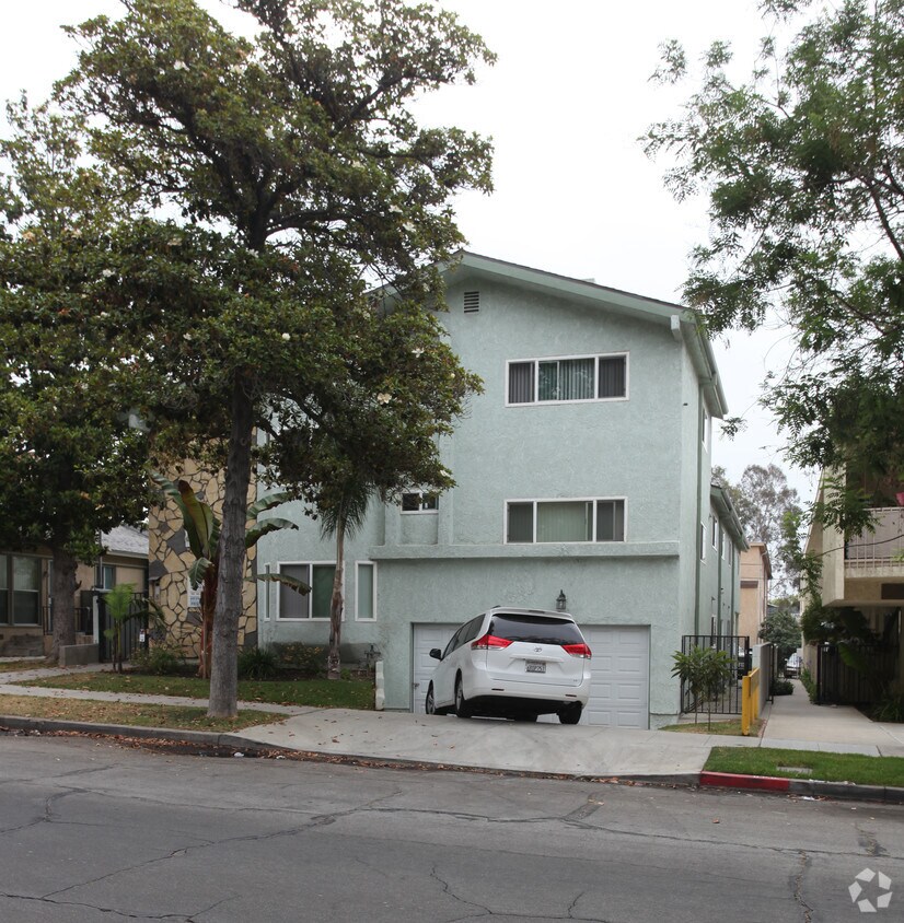 Foto del edificio - 430 E Valencia Ave