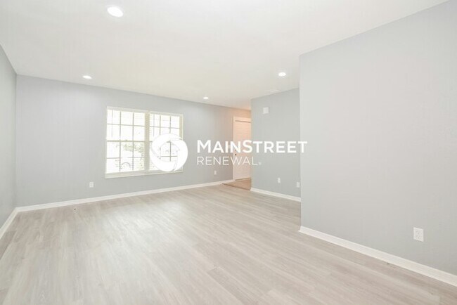 Building Photo - 3 Bedroom Pet-Friendly Home in titusville,...