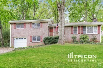 Building Photo - 1411 Wildwood Dr