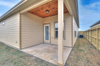 Building Photo - 7530 Sable Creek Dr