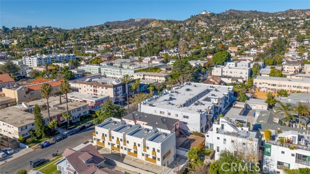 Building Photo - 1754 N Berendo St