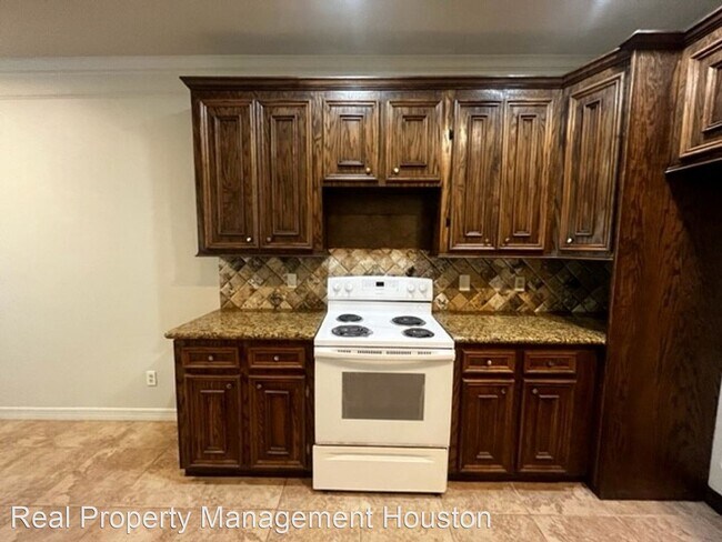 3 br, 2.5 bath House - 4202 Alvin Street #B photo'
