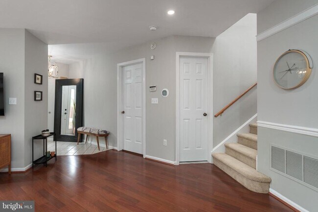 Foto del edificio - 9 Woodmont Dr
