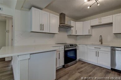 Foto del edificio - 4325 78th Ln N
