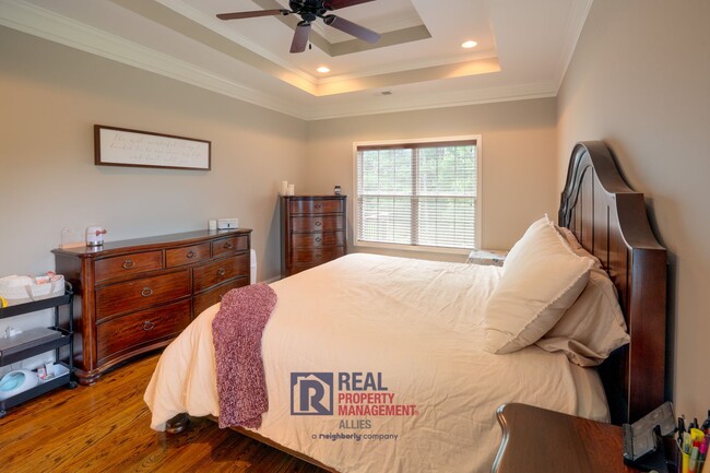 Building Photo - Beautiful Home in Applewood Subdivision in...