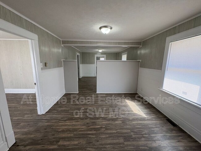 Building Photo - 1414 S Campbell Ave