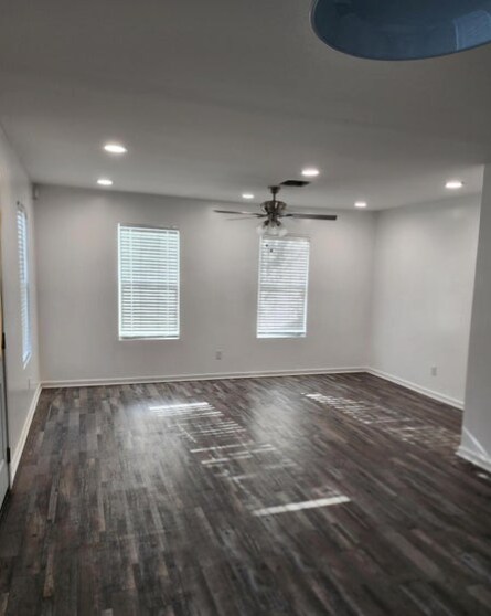 Building Photo - 302 Randolph Dr