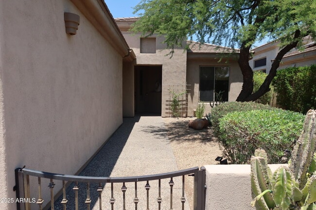 Building Photo - 6708 E Soaring Eagle Way