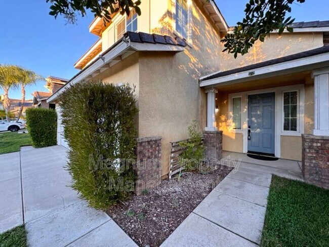 Foto del edificio - 38912 Canyon Bridge Cir