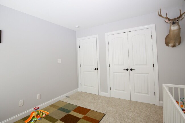 Foto del edificio - "Spacious 4-Bedroom Gem with 2.5 Baths at ...