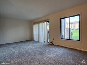 Building Photo - 6996 Hanover Pkwy