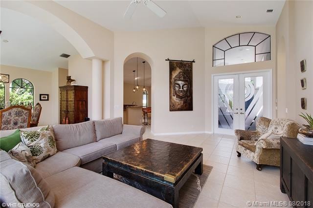 Building Photo - 7674 La Corniche Cir
