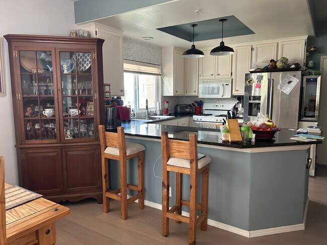 Cocina - 1207 Manzanita Way
