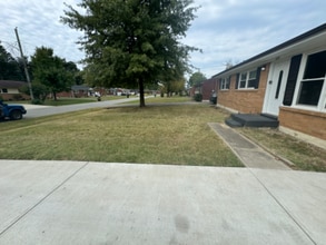 Building Photo - 6319 Hackberry Way