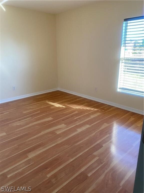 Foto del edificio - 3759 Kemper St