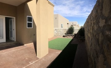 Building Photo - 3620 Almond Beach Dr