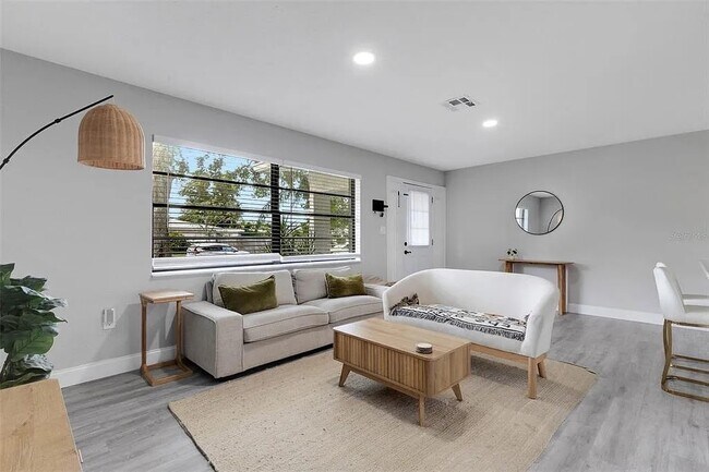 Foto del edificio - 3857 Woodrow Ridge St